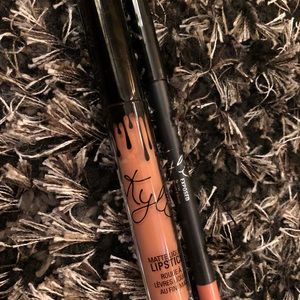 Kylie Cosmetics - Exposed lip kit